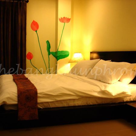 The Bang Khun Phrom Suites Bangkok Luaran gambar