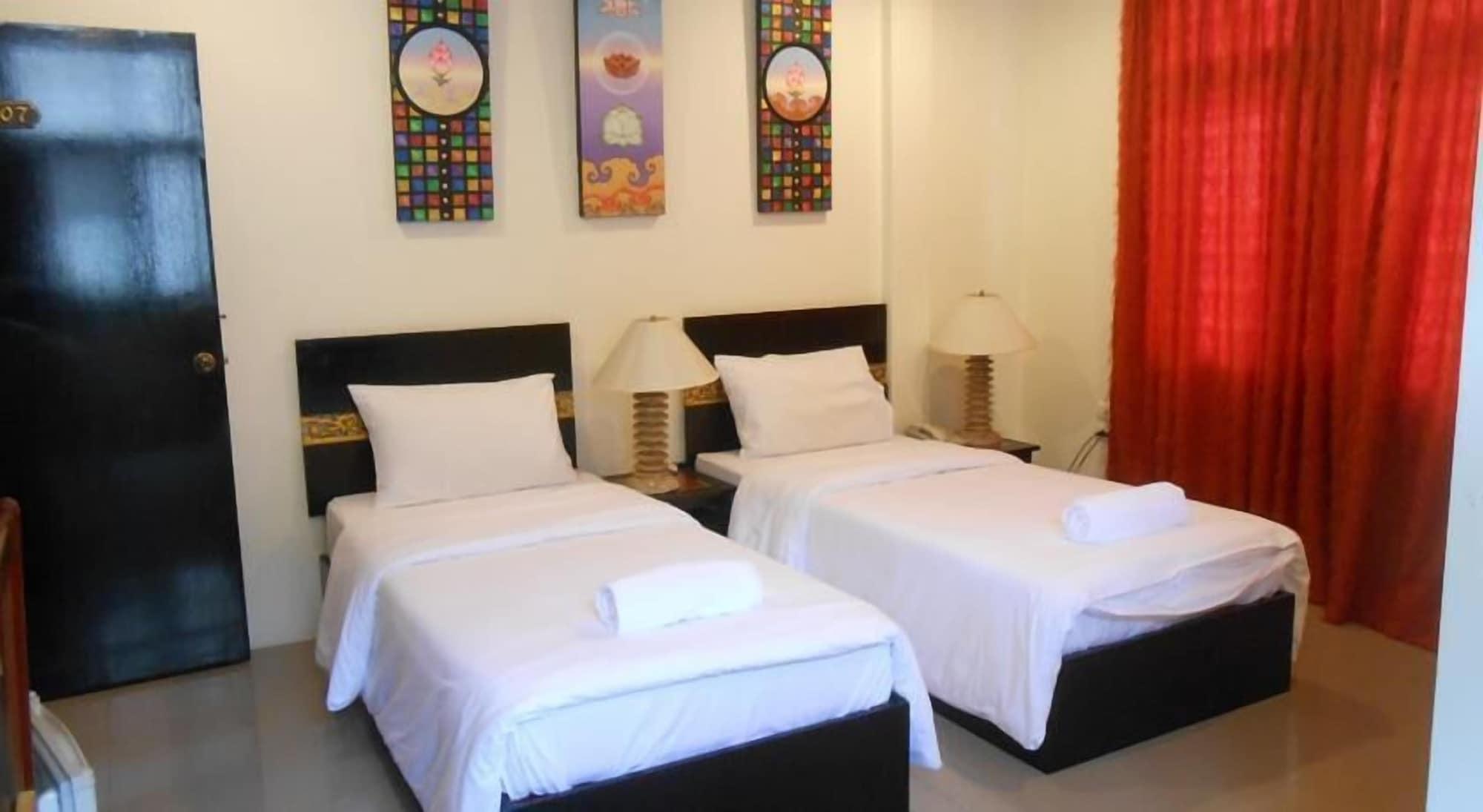 The Bang Khun Phrom Suites Bangkok Luaran gambar