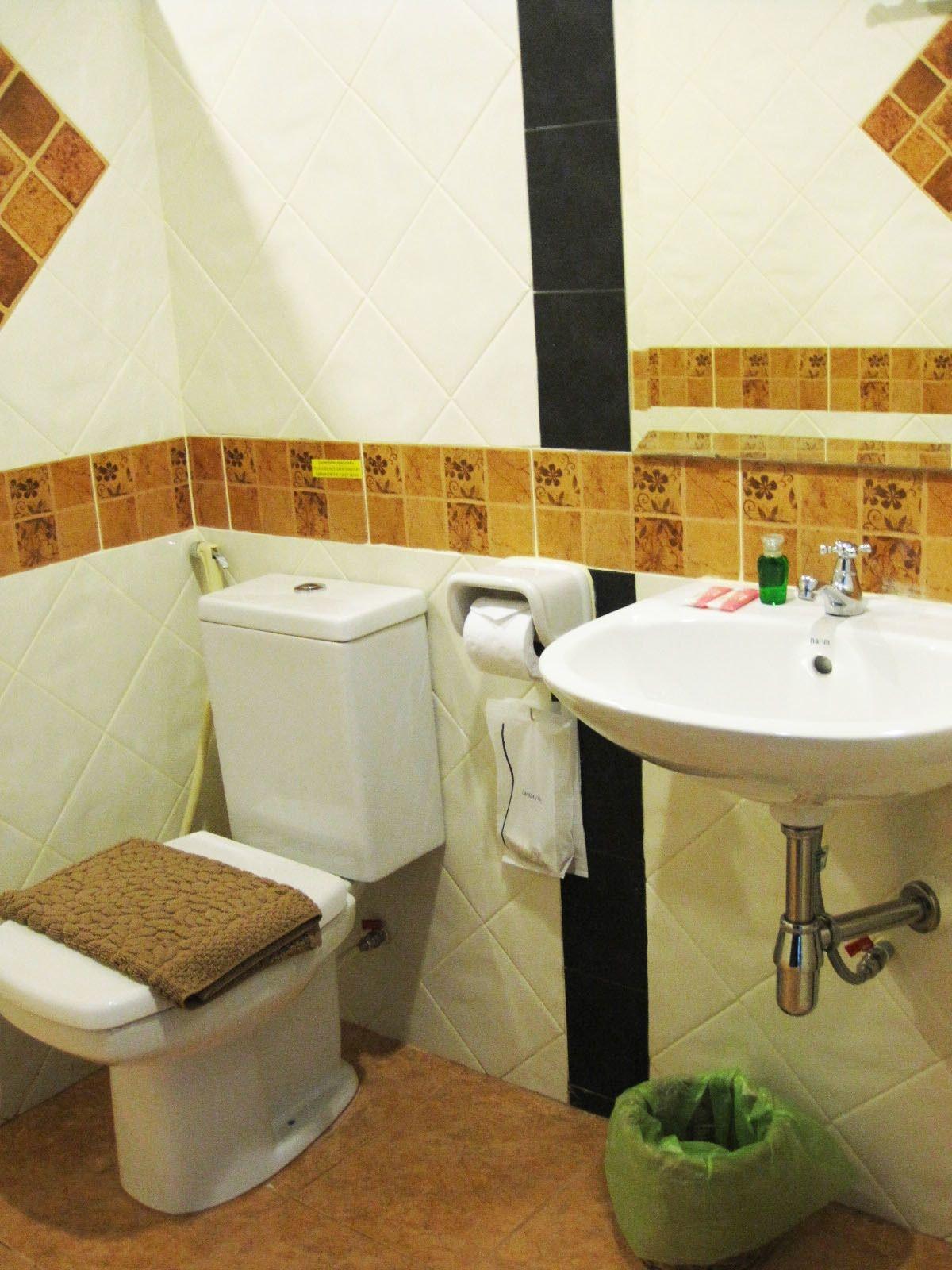 The Bang Khun Phrom Suites Bangkok Luaran gambar