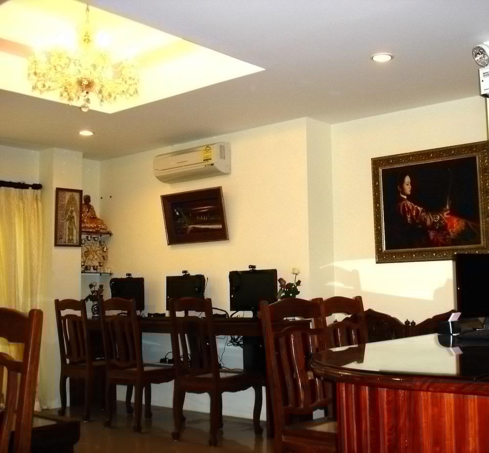 The Bang Khun Phrom Suites Bangkok Luaran gambar