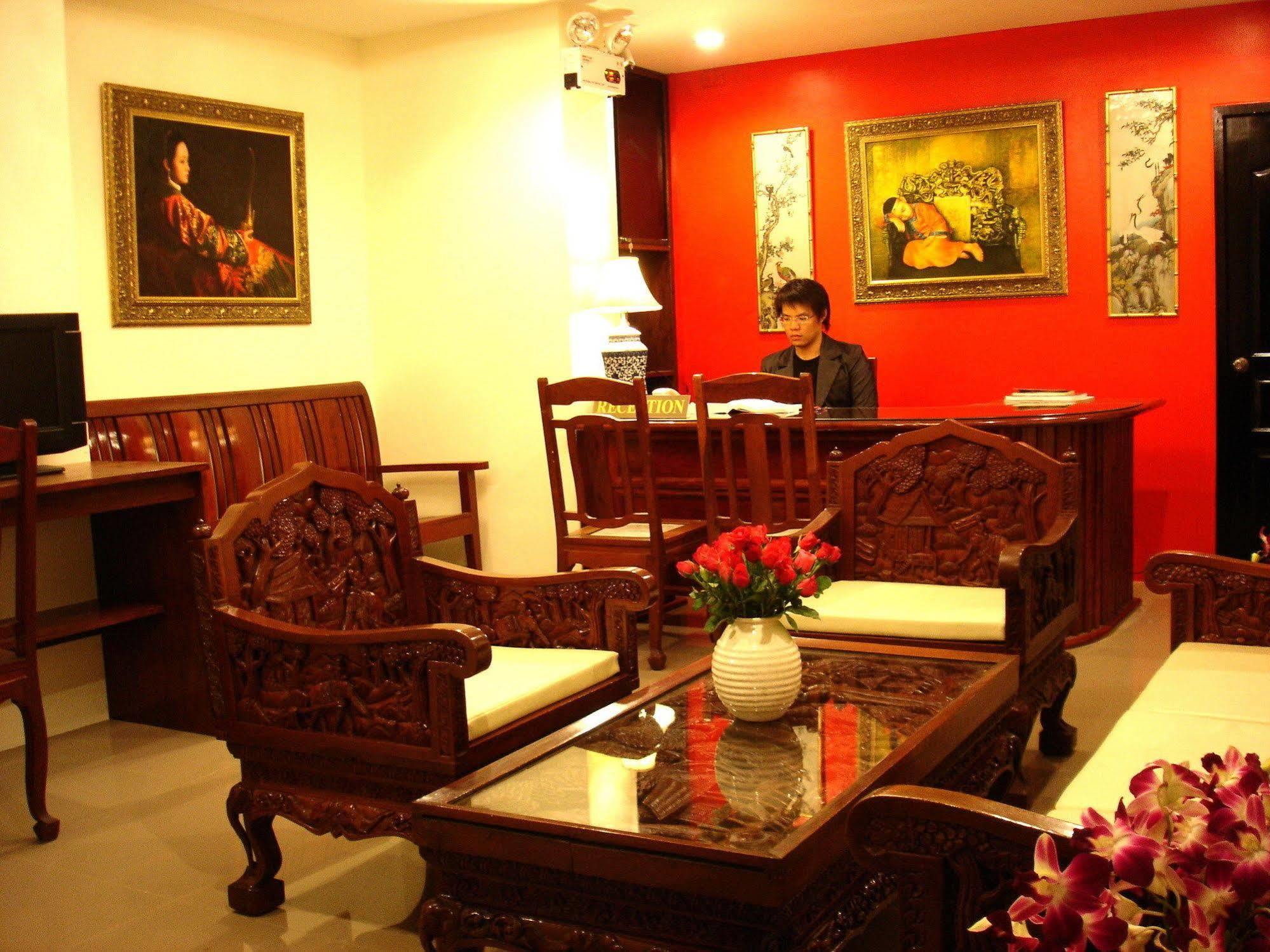 The Bang Khun Phrom Suites Bangkok Luaran gambar